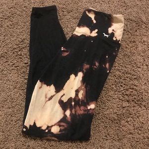 Bleached Style VS PINK Yoga Leggings